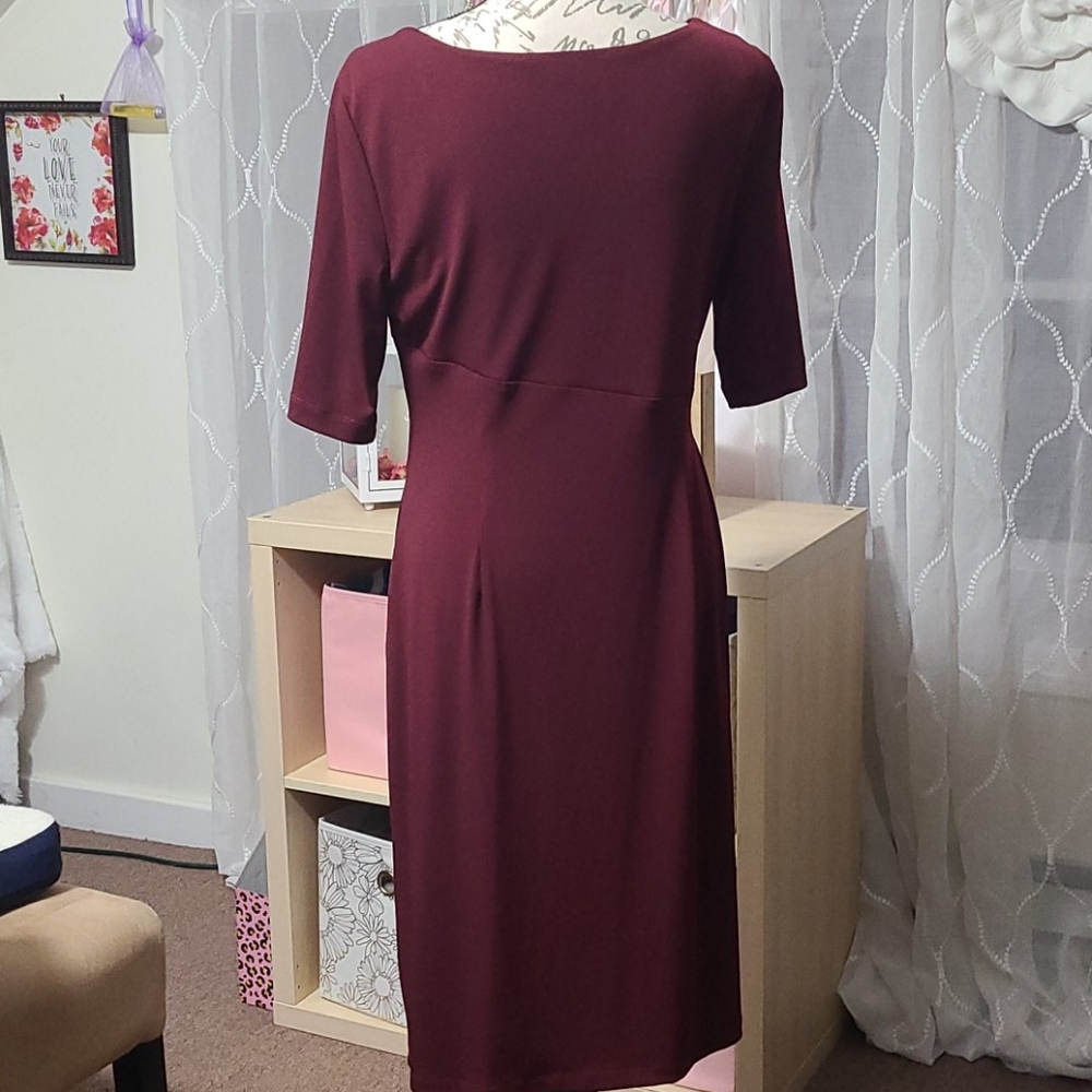 Dress - Picture 4 of 6